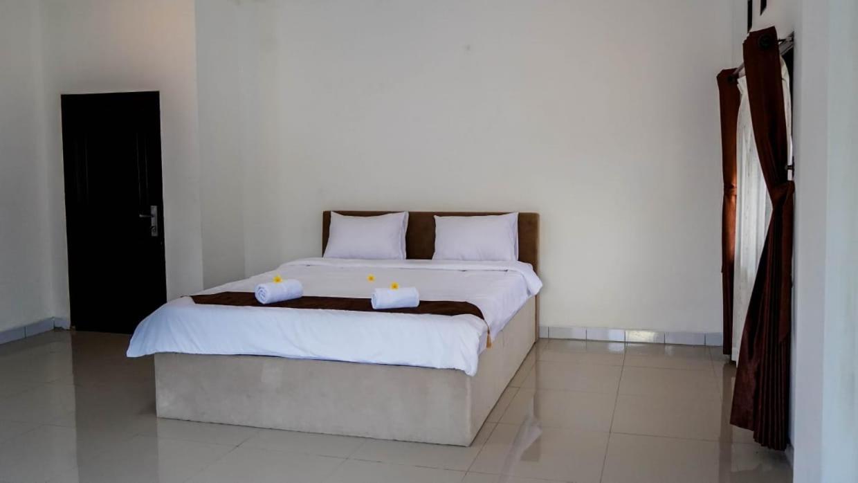 Hotel Pondok Putri Batukaras Eksteriør bilde